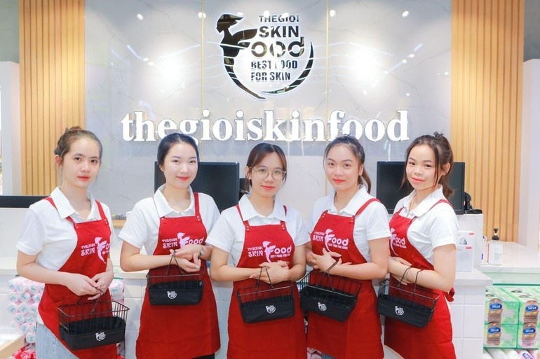 Mẫu áo thun đồng phục mỹ phẩm Thế Giới Skin Food
